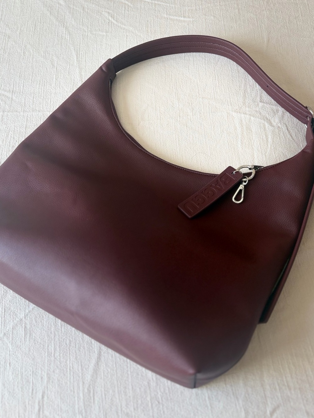 BAGGU Hobo Bag - Burgundy - Picture 2 of 5